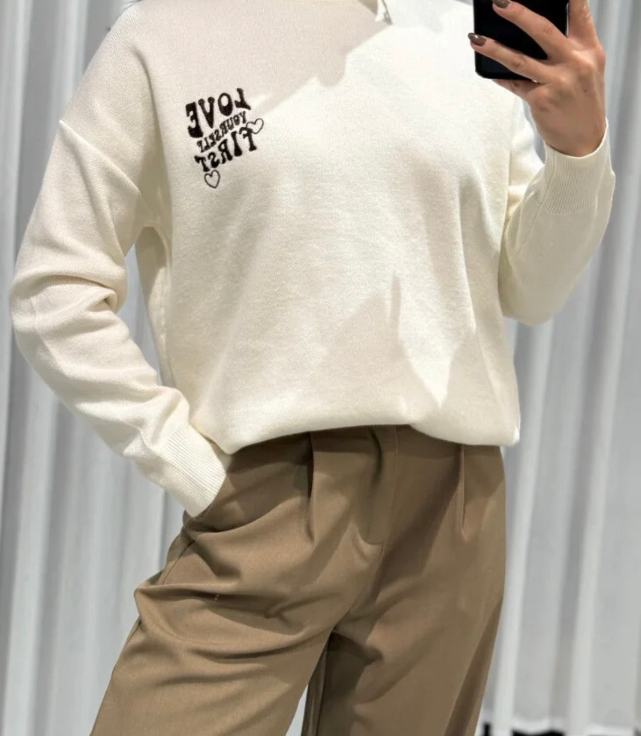 LOVE SWEATER WHITE